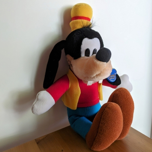 NWT Goofy Plush Vintage Walt Disney World Toy Original Collectable 15" - Picture 2 of 7
